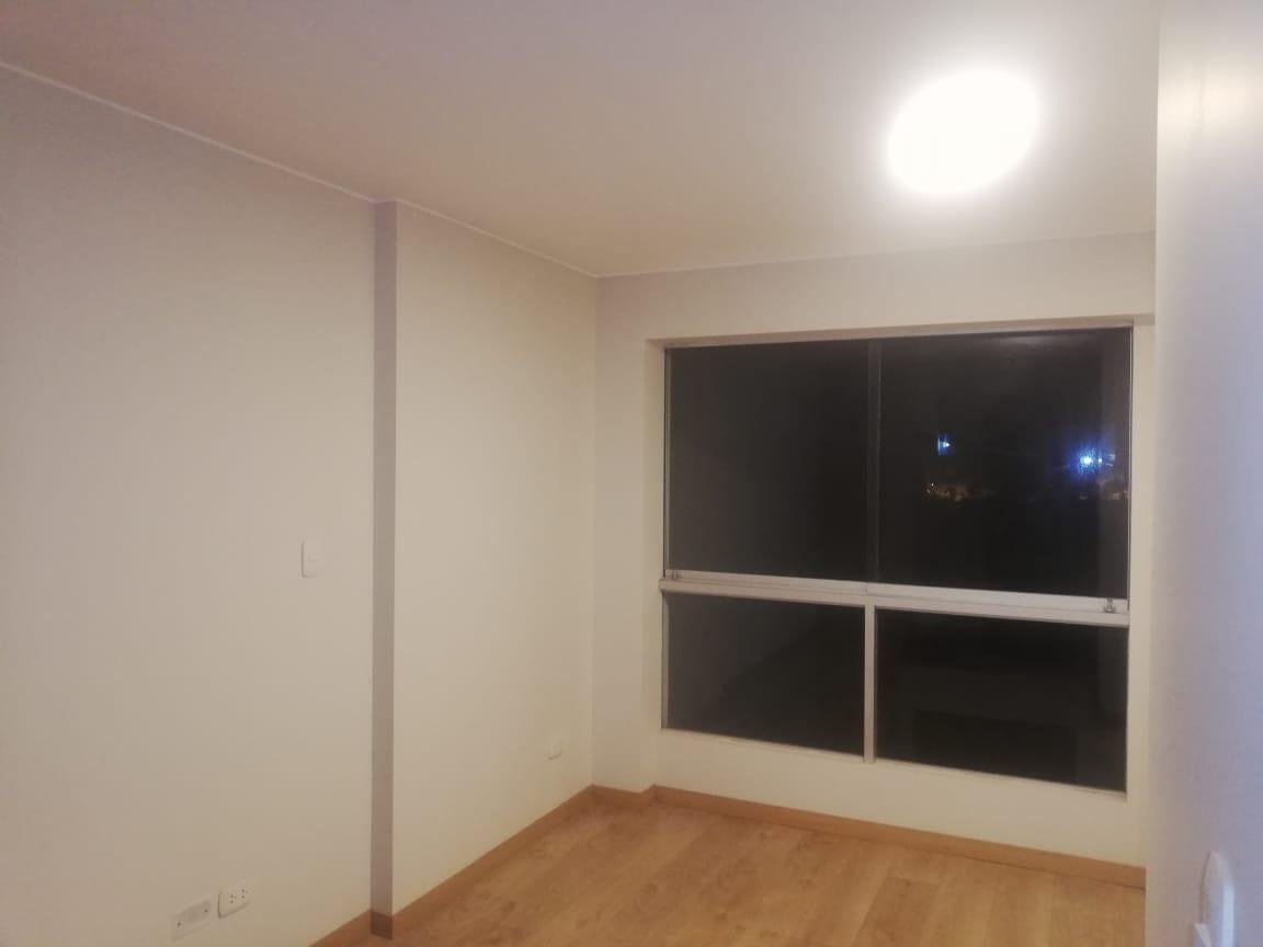 VENDO DUPLEX DE ESTRENO EN SAN BORJA PENTAGONITO